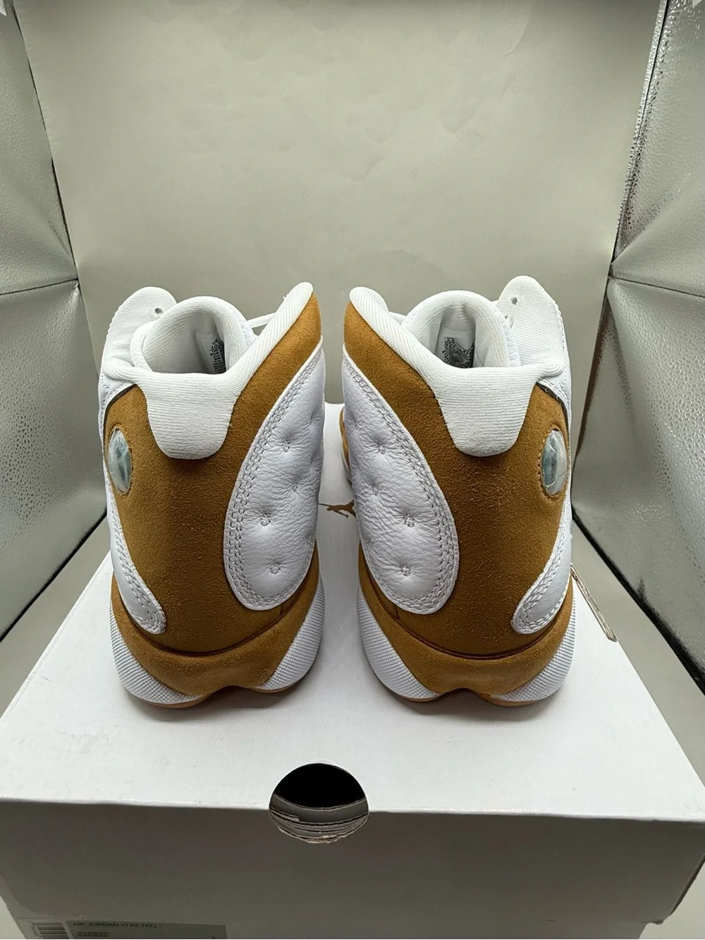 Authentic 2023 Jordan 13 Retro Wheat Men Size 10.5 Brand New